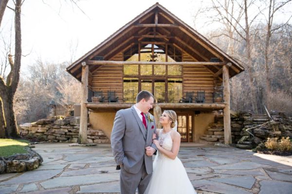 chapel-patio-wedding-venue-at-dogwood-canyon